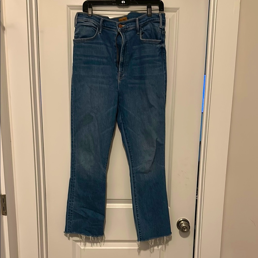 Mother Denim The Hustler Hi-Rise Ankle Fray